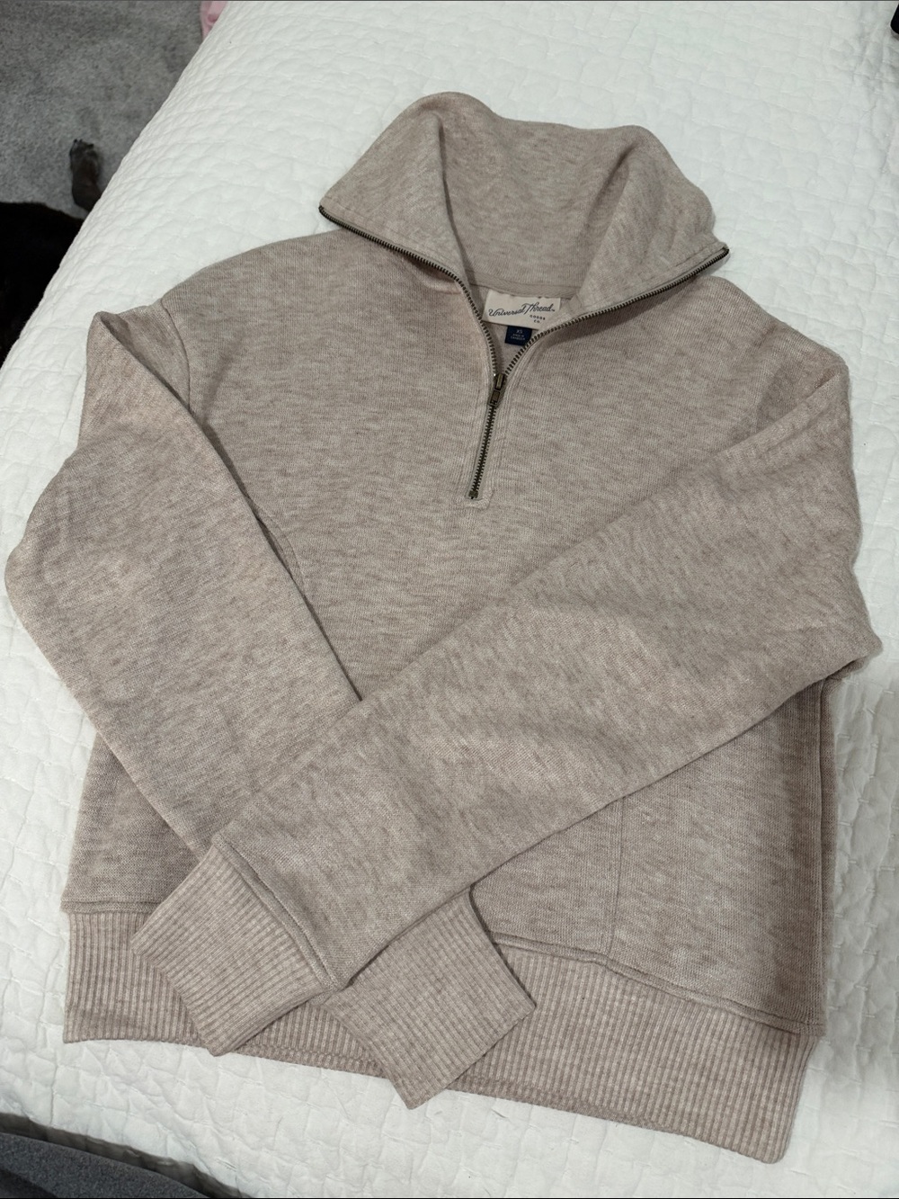 Universal Thread Women's Taupe Heather V-Neck Quarter-Zip Sweater